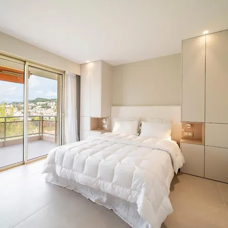 Ref 1965 - - Sea View For Rent